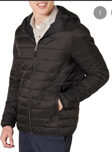 lot 3367 image: Amazon Essentials Mens Packable Lightweight Water-Resistant Puffer Jacket, Black Small