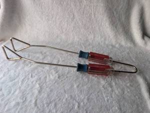 lot 1509 image: Novelty Craftsman Screwdrivers Cooking Tongs
