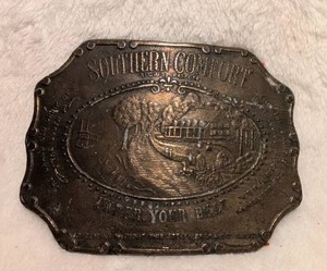 lot 1516 image: Southern Comfort Belt Buckle - Under Your Belt