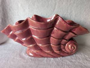 lot 2502 image: Pink Seashell Ceramic Vase