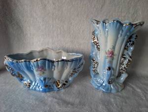 lot 2503 image: Blue Lusterware Floral Vases - 2 ct