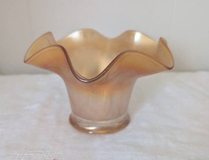 lot 2611 image: Peach Luster Glass Ruffled Vase Lusterware