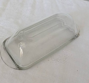 lot 3508 image: Clear Glass Rectangular Butter Dish