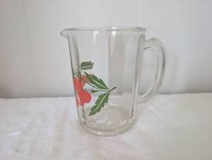 lot 3511 image: Tomato Pattern Glass Pitcher