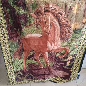 lot 4007 image: Decorative Horse Wall Tapestry