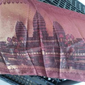 lot 4008 image: Traditional Asian Temple Tapestry with Black Fringe Table Runner