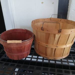 lot 4016 image: Woven Split Wood Market Baskets - 2 ct