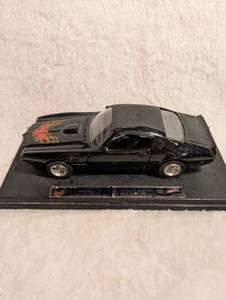lot 5007 image: Pontiac Trans Am Die-Cast Model Car