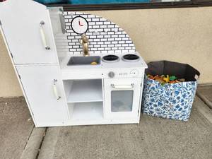 Children's Wood Play Kitchen Set with Pretend Food Accessories