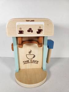 lot 87 image: Wooden Coffee Maker Toy