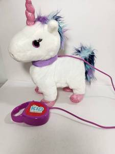 lot 110 image: Walking Pet Unicorn Toy