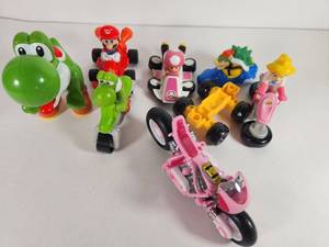 lot 126 image: Lot of Mario Toys