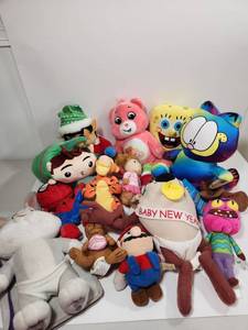 lot 160 image: Character Plush Lot