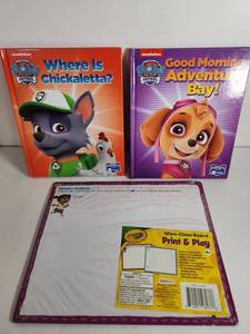 lot 245 image: Paw Patrol Book Set with Crayola Writing Board