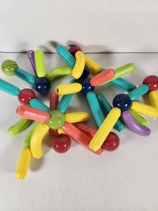 lot 250 image: Rainbow Connector Building Toy Set