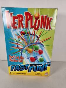 lot 256 image: KerPlunk Marbles Game by Mattel