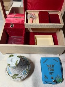 lot 38 image: Jewelry Boxes, Night Light, Her Tool Kit
