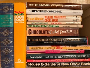lot 88 image: Cook Books - Some New