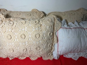 lot 135 image: Throw Pillows, 3 Cream, 1 White