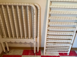 lot 139 image: Baby Crib