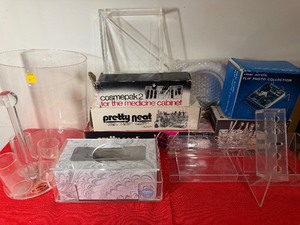 lot 141 image: Vintage Acrylic Bathroom Organizers, Most are New or Like New