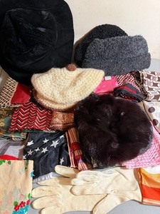 lot 157 image: Vintage Hats (one is Mink), Handkerchiefs and a Pair of Gloves