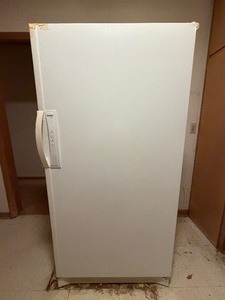 lot 408 image: Kenmore Upright Freezer, Please See PicturesRead Description