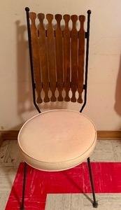 lot 190 image: Vintage Metal and Wood Chair w Round Seat, Used at Desk
