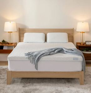 lot 1048 image: Tempur-Pedic Serenity Waterproof Mattress Protector, King Size Mattress Pad with Deep Pocket 6-18 Depth(white) - Retail $33