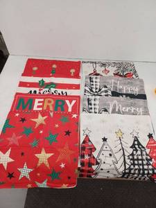 lot 26127 image: Lot Of 8 Holiday Throw Pillow Covers
