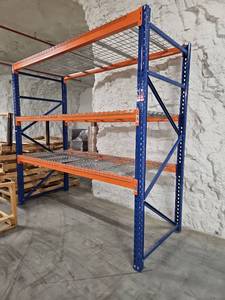 lot 9652 image: Heavy Duty Pallet Racking System with Wire Decking