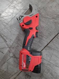 lot 9672 image: Milwaukee 12V Cordless Plastic Pipe Shear with Battery  Model 2470-20