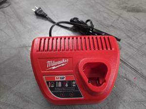 lot 9682 image: Milwaukee M12 Battery Charger  Model 48-59-2401