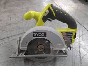 lot 9692 image: Ryobi P504G 18V Cordless Circular Saw 5-12 Inch