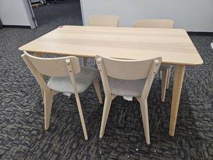 lot 9769 image: Contemporary Dining Table and Chairs Set