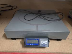 lot 9788 image: Mettler Toledo PS60 Digital Platform Scale W External Display