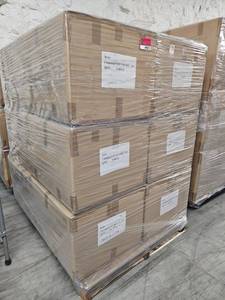 lot 9871 image: Clear Plastic Clamshell Containers- 12 Cases