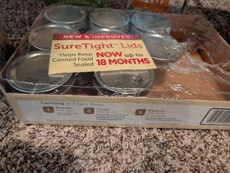 lot 2586 image: Sure Tight Mason Jars  - 18 Month Sealing