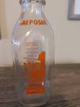 lot 886 image: Evans Dairy Glass Milk Bottle - Syracuse NY