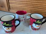 lot 967 image: Snowman Holiday Coffee Mugs Set