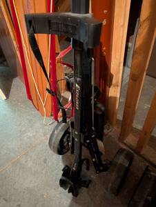 lot 212 image: Walk behind golf caddy