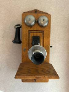 lot 4303 image: Wooden Wall Mount Telephone with Double Bell