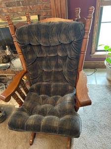 lot 4316 image: Wooden Rocking Chair with Tufted Cushions