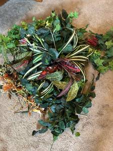 lot 4324 image: Mixed Artificial Plant Collection Lot