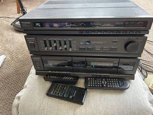 Panasonic Stereo System with AM/FM Tuner Cassette Deck and Amplifier