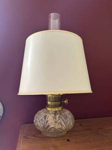 lot 4354 image: Glass Oil Lamp with White Shade
