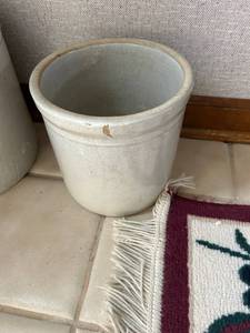lot 4414 image: Stoneware Crock Set with Numbered Labels