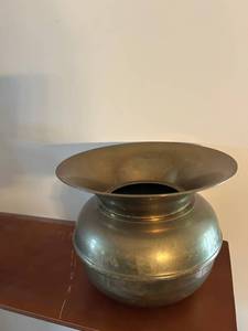 lot 4415 image: Brass Spittoon with Wide Rim