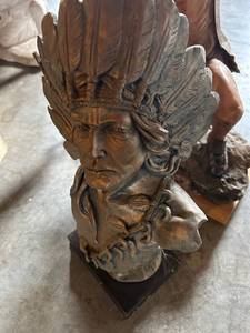 lot 4431 image: Hand Carved Wood Native American Chief Bust Sculpture