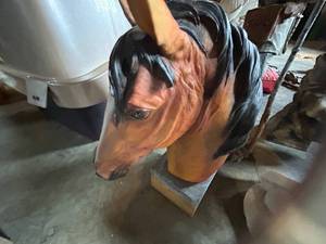 lot 4433 image: Hand Carved Wooden Horse Head Sculpture
